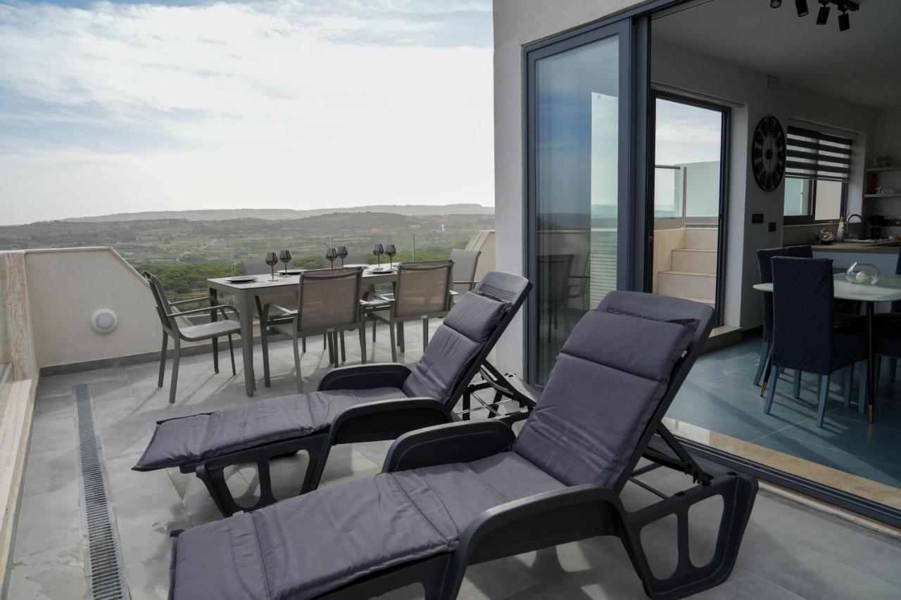 Lux Sea&Country Views With Pool Lägenhet Mellieħa Exteriör bild